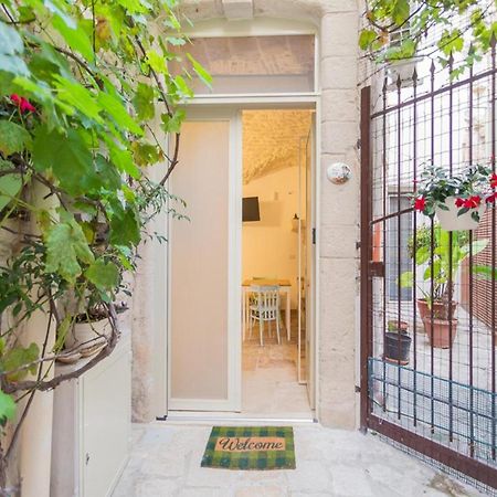 Suite da Nonno Luigi 100 metri dal mare Giovinazzo Eksteriør billede