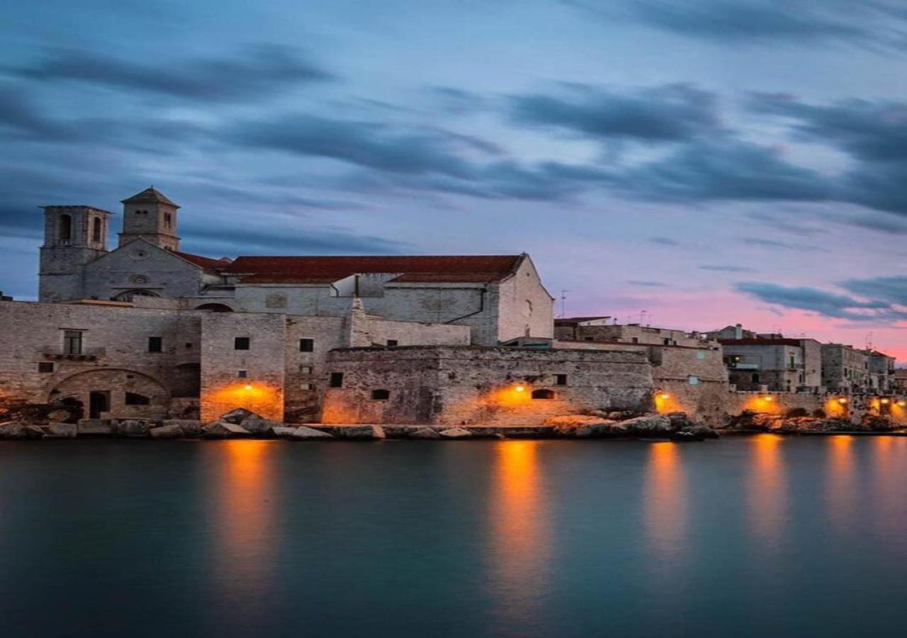 Suite da Nonno Luigi 100 metri dal mare Giovinazzo Eksteriør billede