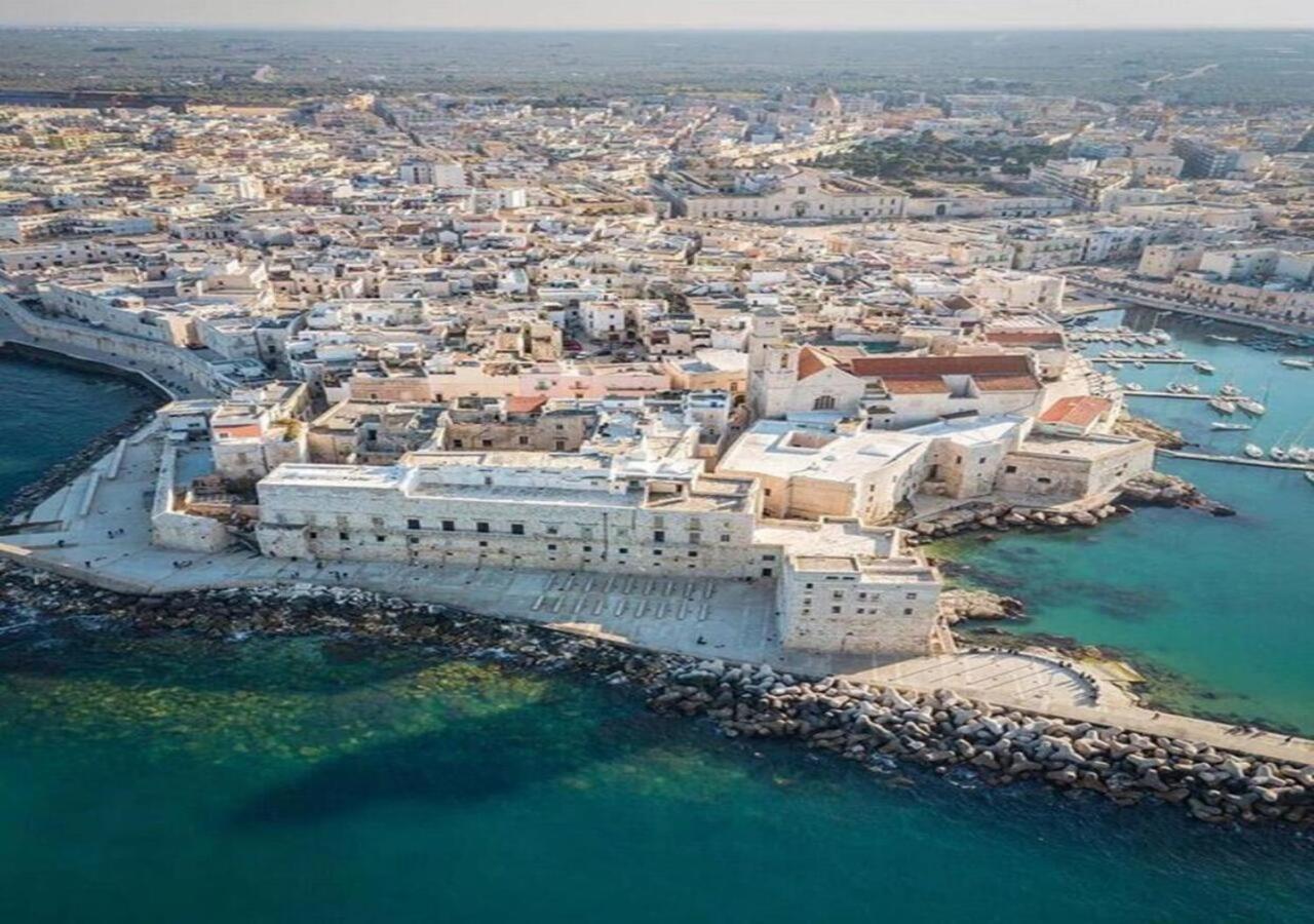 Suite da Nonno Luigi 100 metri dal mare Giovinazzo Eksteriør billede